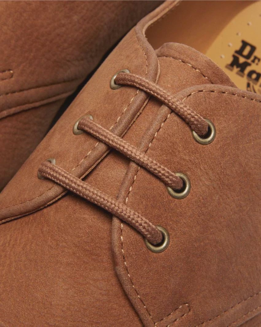 DR MARTENS UNISEX 1461 3 EYE SHOE - DESERT BROWN TUMBLED NUBUCK