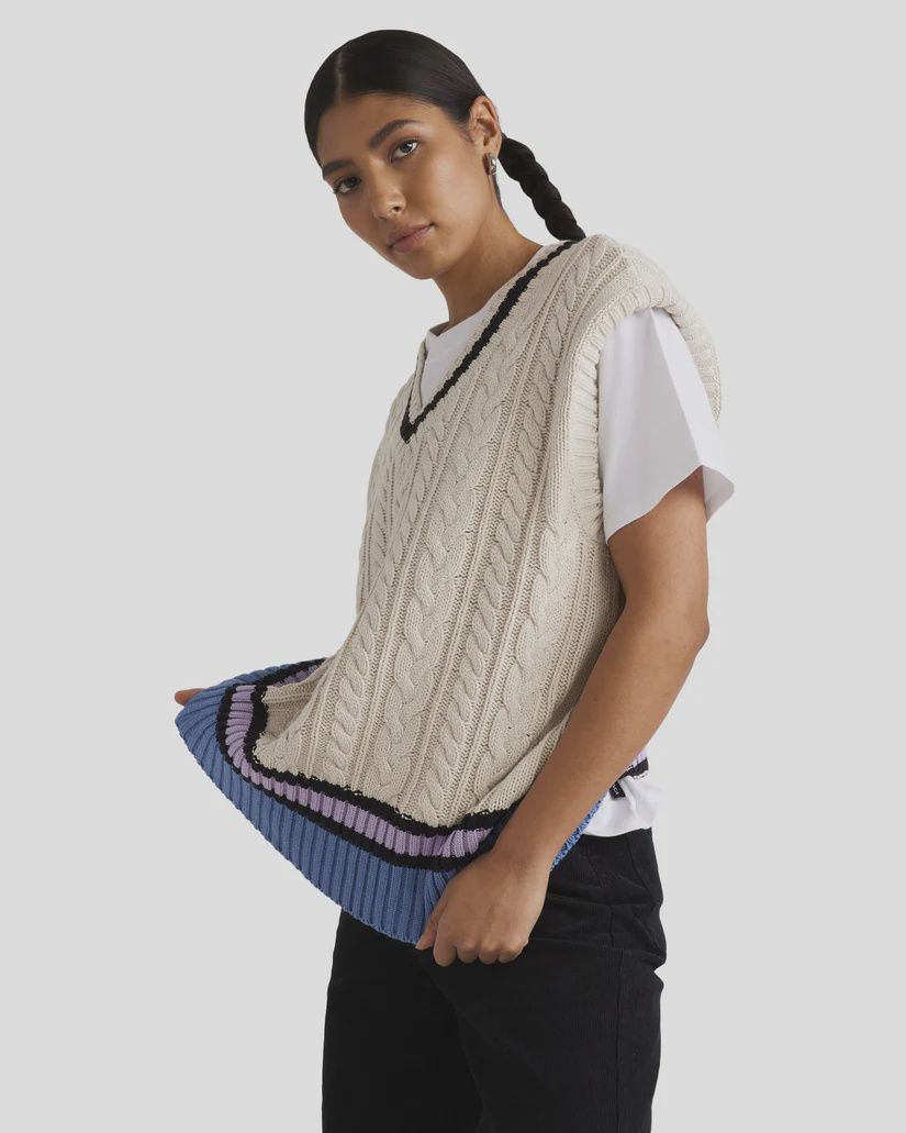 RVCA LADIES WEEKEND CABLE KNIT VEST - ECRU