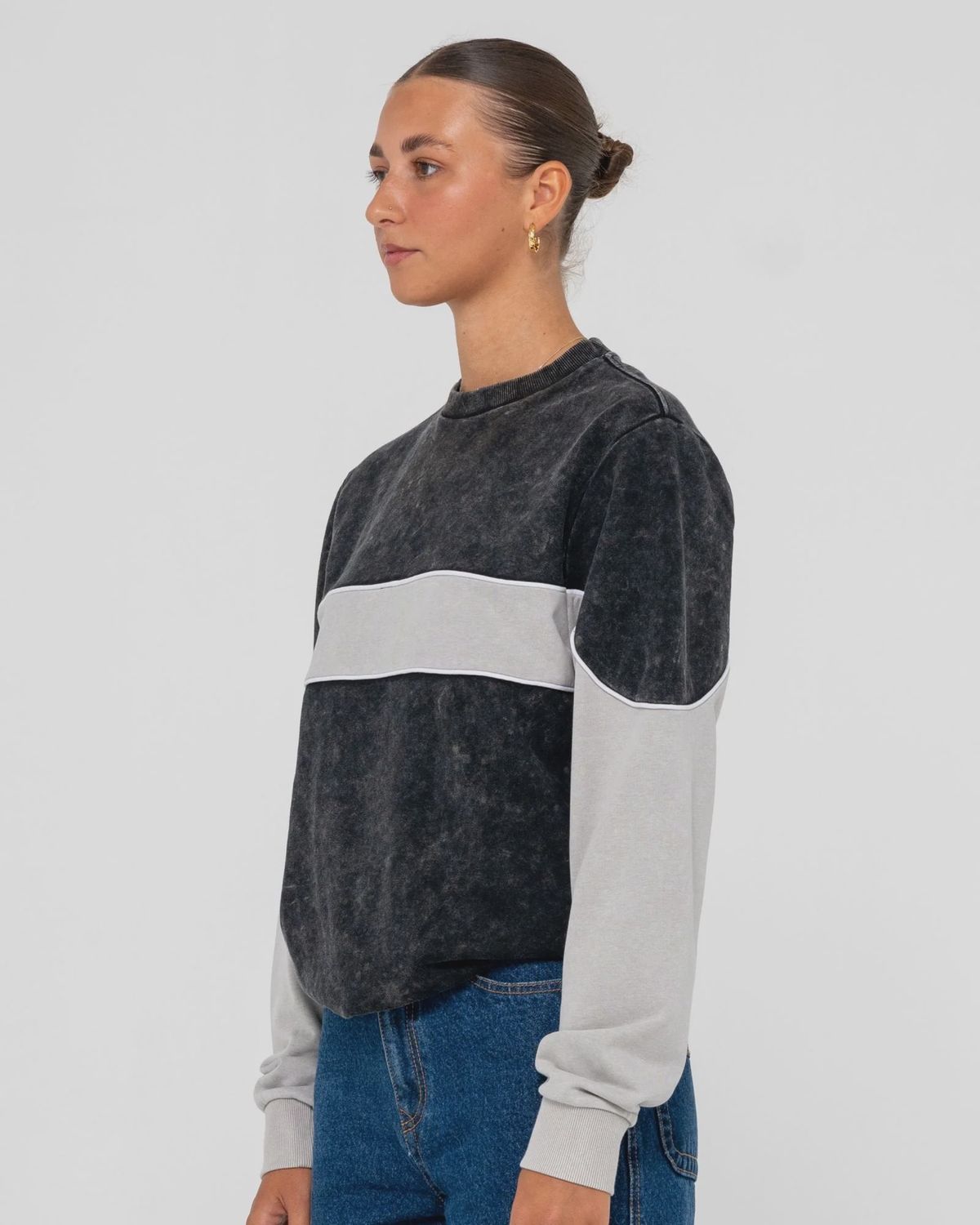 RUSTY WOMENS DAVIE OVERSIZE CREW FLEECE - WASHED BLACK