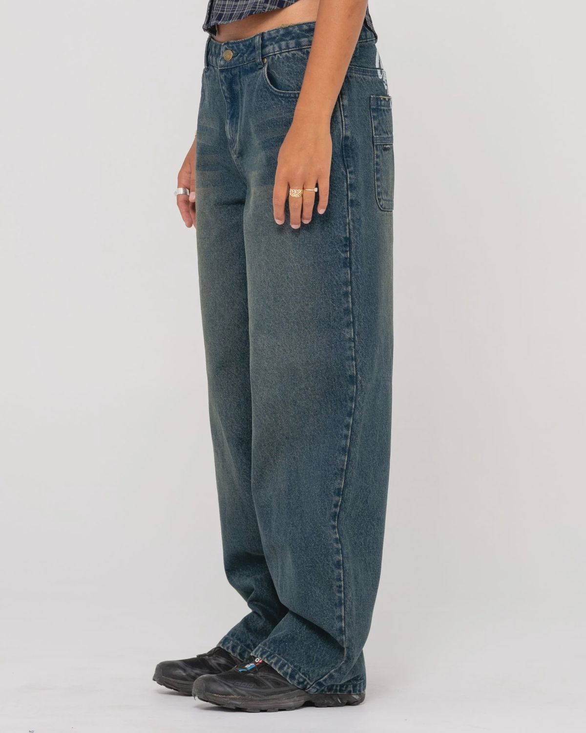 RUSTY WOMENS ROXANNE BAGGY LOW RISE JEAN - DARK N DIRTY