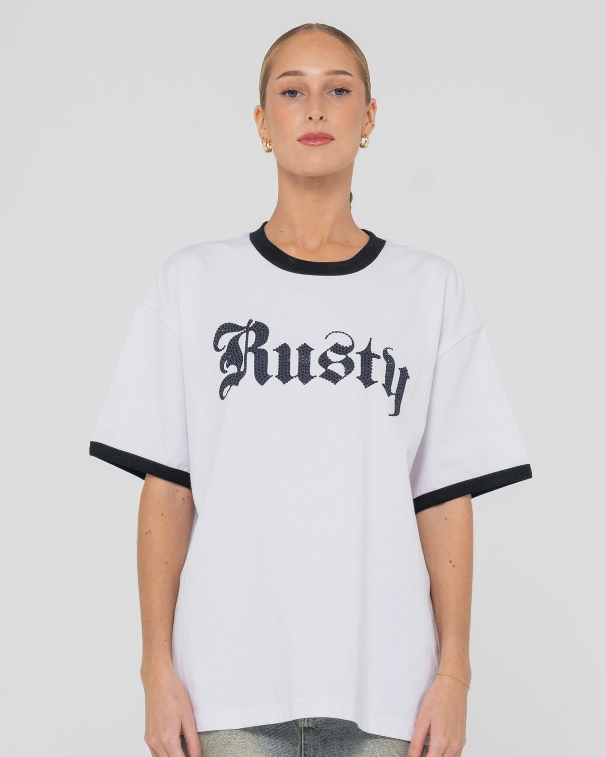RUSTY WOMENS BEDAZZLED RUSTY RINGER OVERSIZE SS TEE - WHITE
