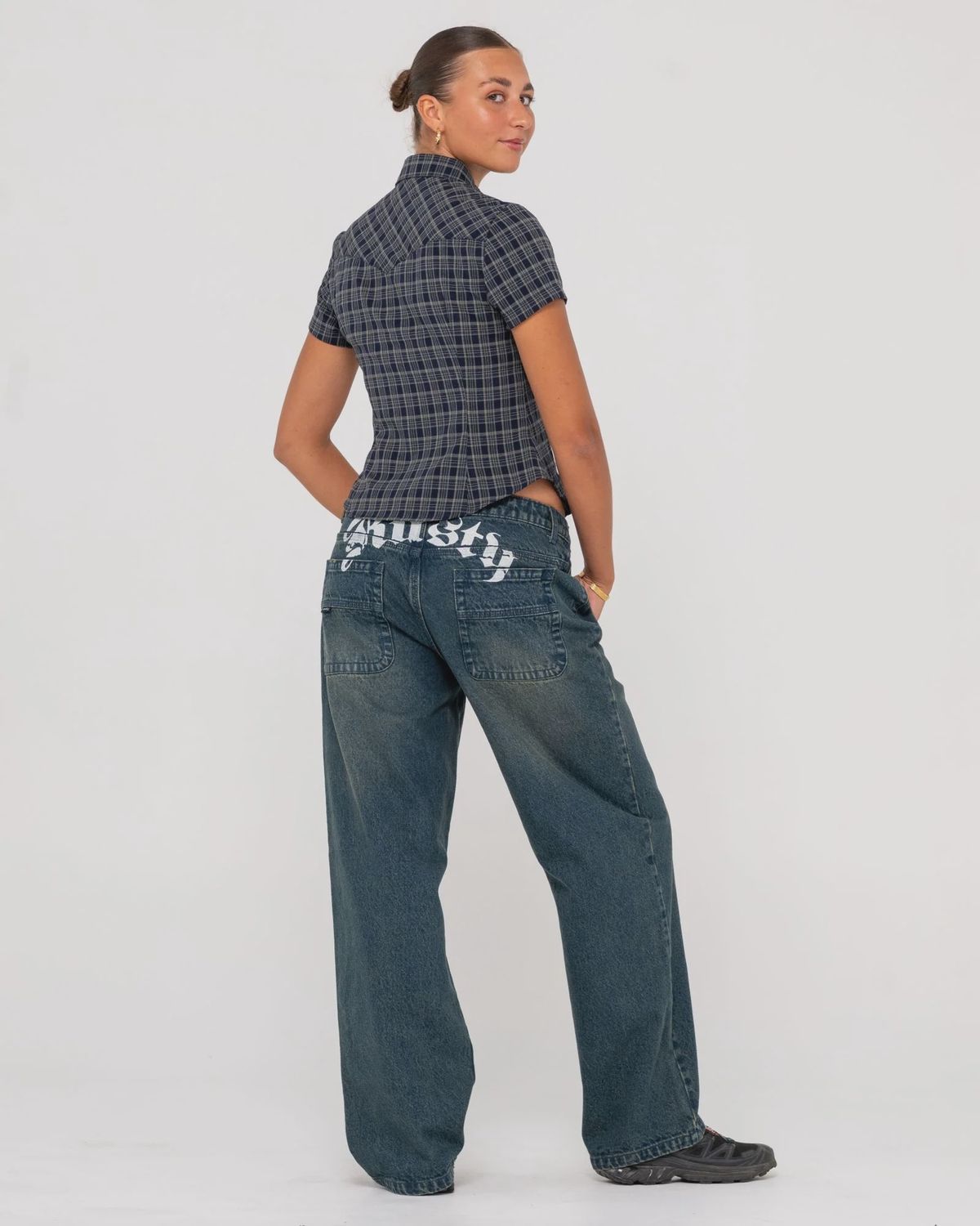 RUSTY WOMENS ROXANNE BAGGY LOW RISE JEAN - DARK N DIRTY