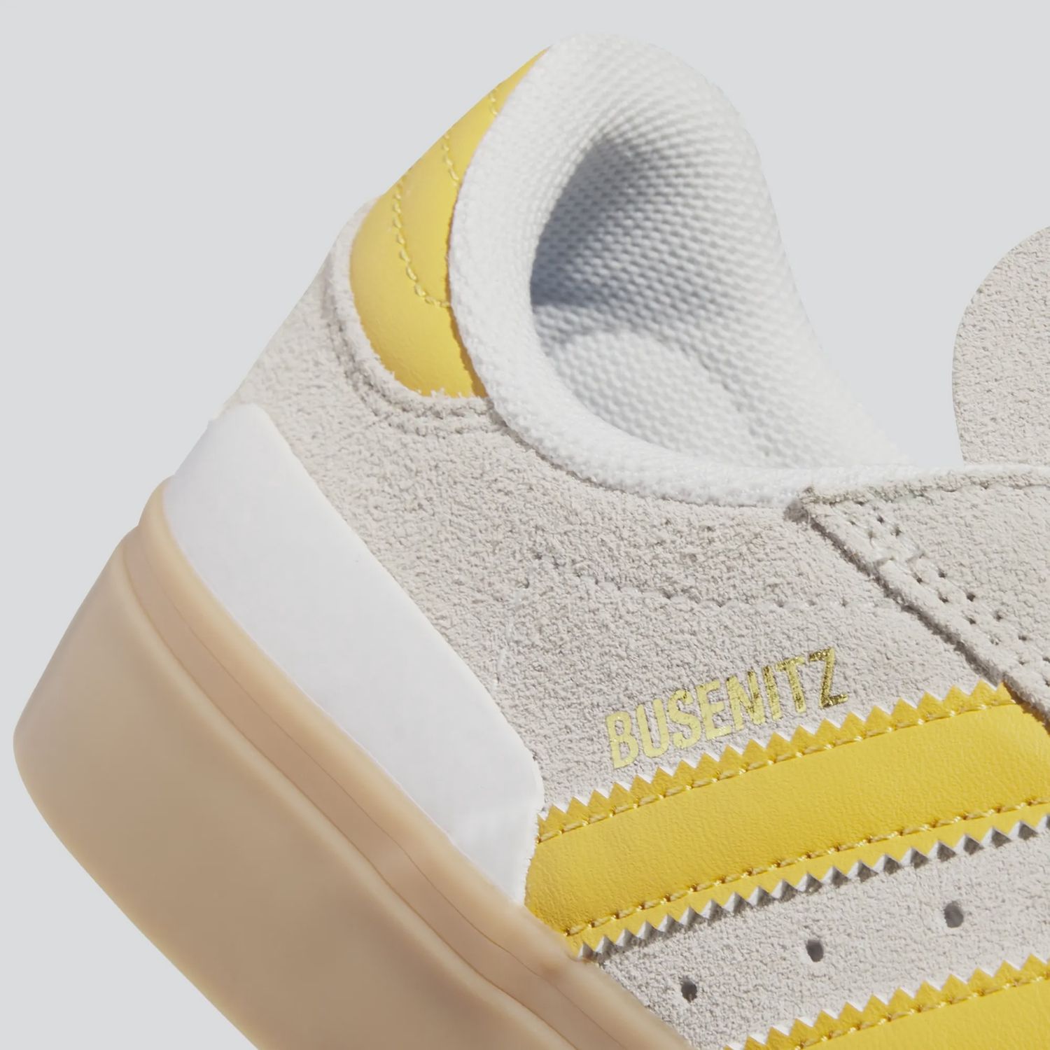 ADIDAS MENS BUSENITZ VULC II - CRYSTAL WHITE/YELLOW/GUM