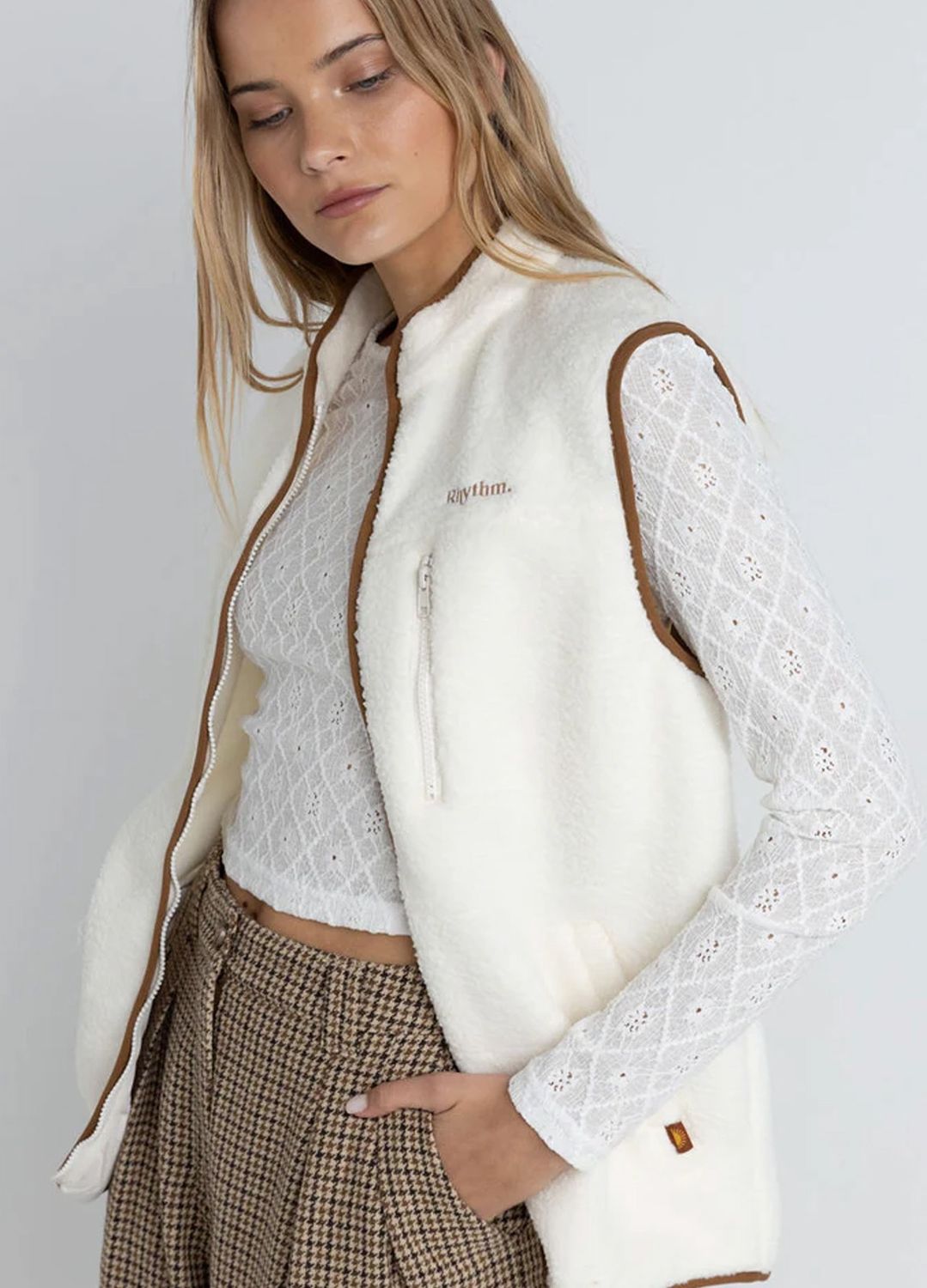 RHYTHM WOMENS ARIA SHERPA VEST - VINTAGE WHITE
