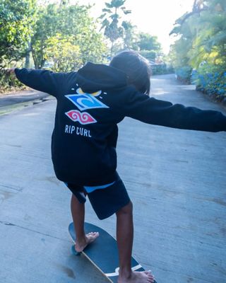 Jumpers + Hoodies