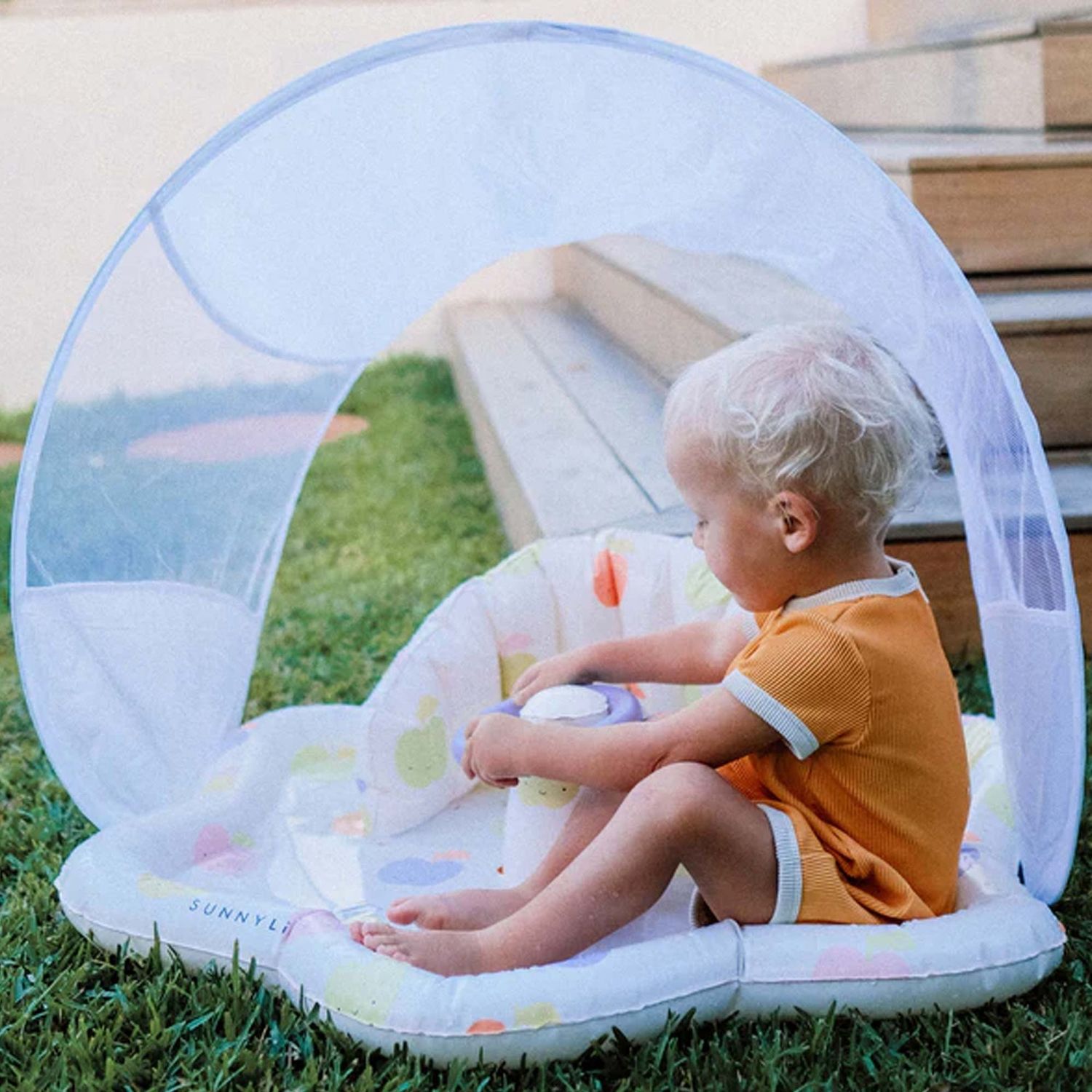 SUNNYLIFE Baby Playmat with Shade Apple Sorbet -MULTI