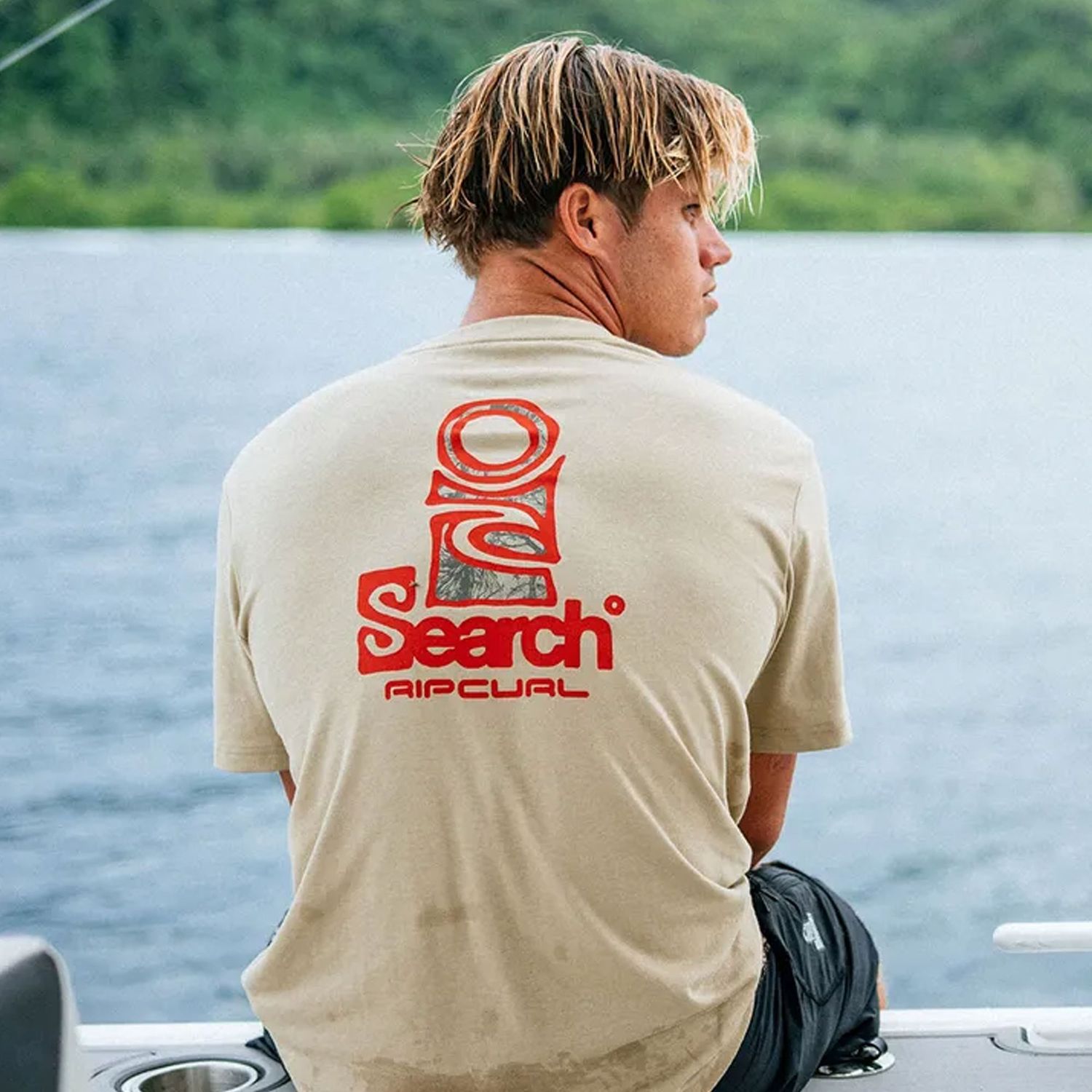 RIP CURL MENS VAPORCOOL SEARCH STACK SS TEE  -  KHAKI ROCK