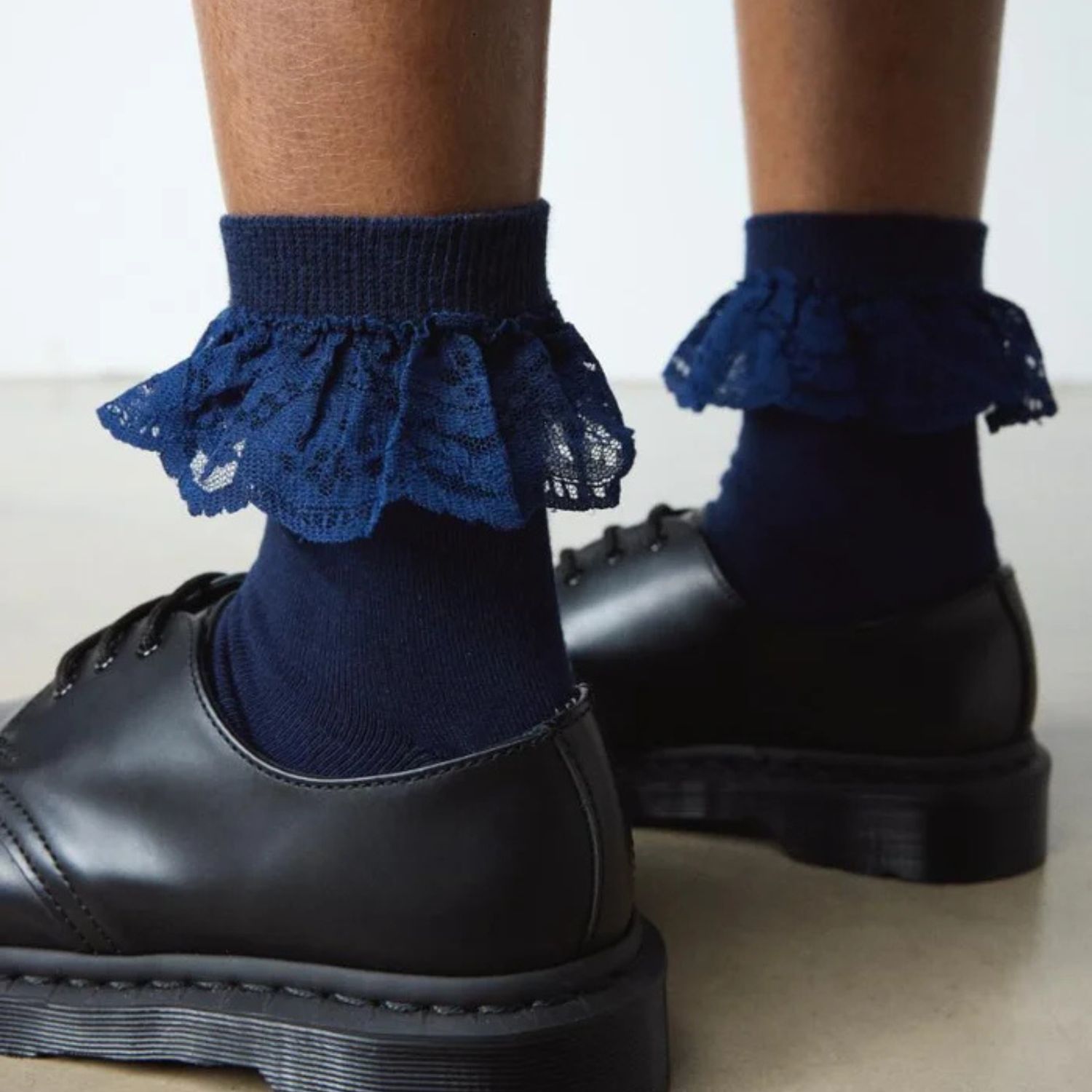 DR MARTENS FRILL SOCKS- MIDNIGHT BLUE