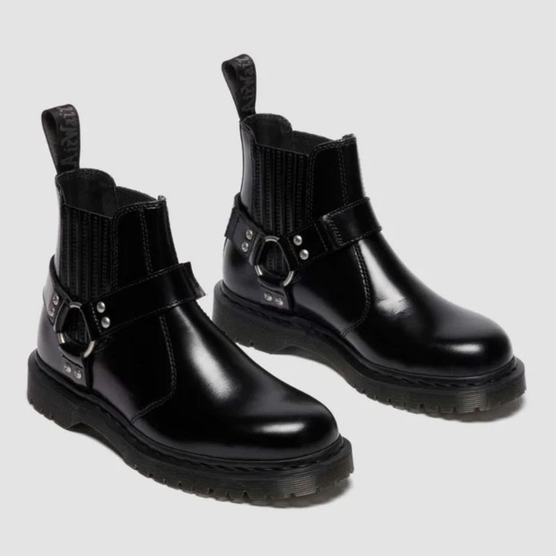 DR MARTENS HARNESS CHELSEA BOOT - BLACK ANALINE