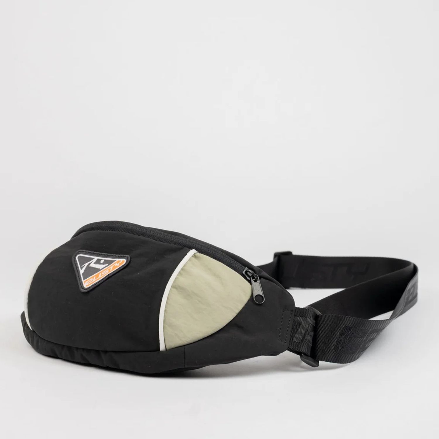 RUSTY MENS  TRISECTOR CROSSBODY BAG - BLACK