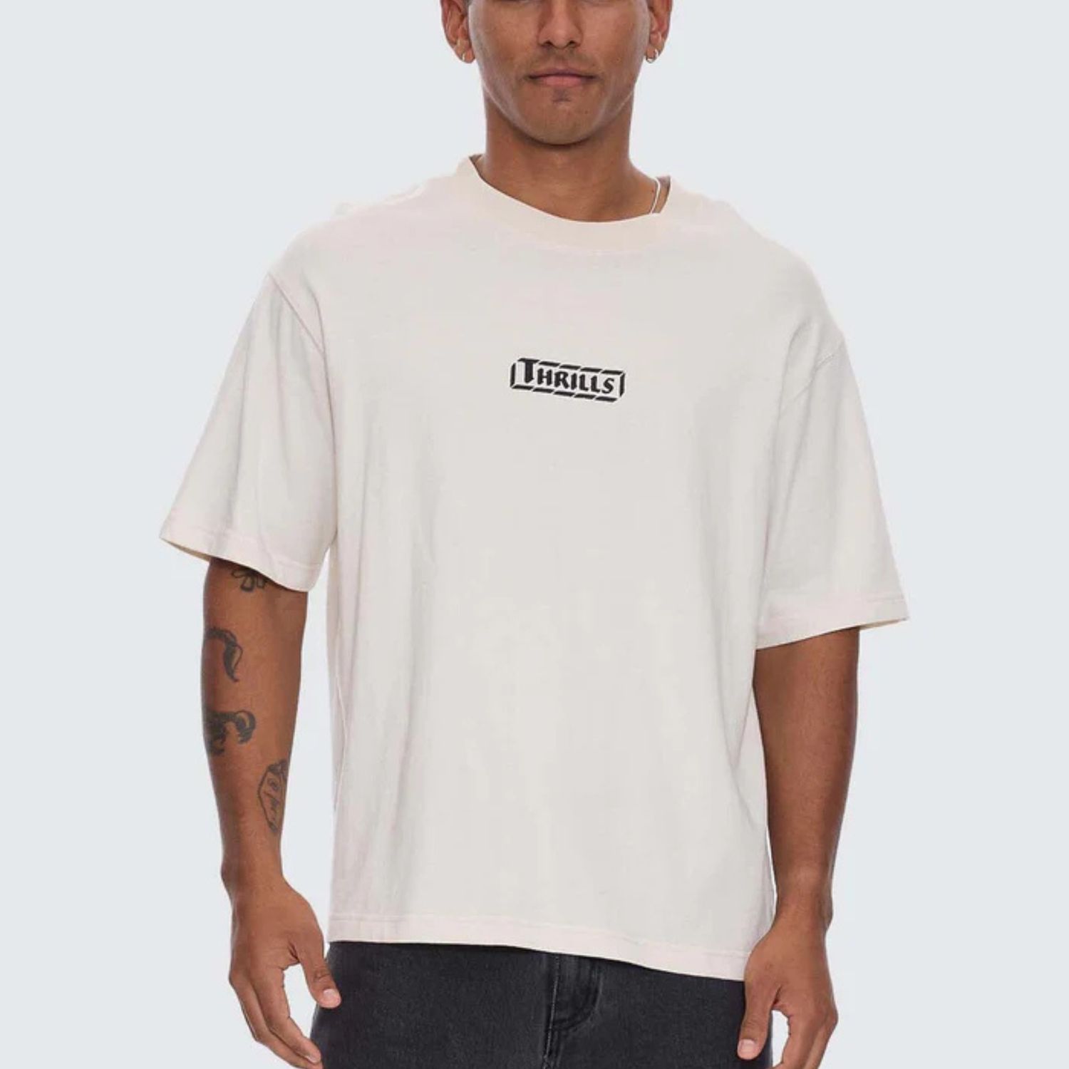 THRILLS MENS CALM STATE EMBRO BOX FIT OVERSIZE CROPPED SS TEE - UNBLEACHED