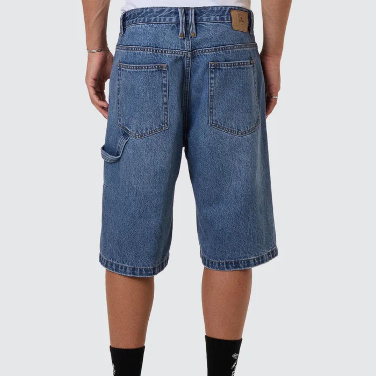 THRILLS MENS BIG SLACKER DENIM SHORT - STONED BLUES
