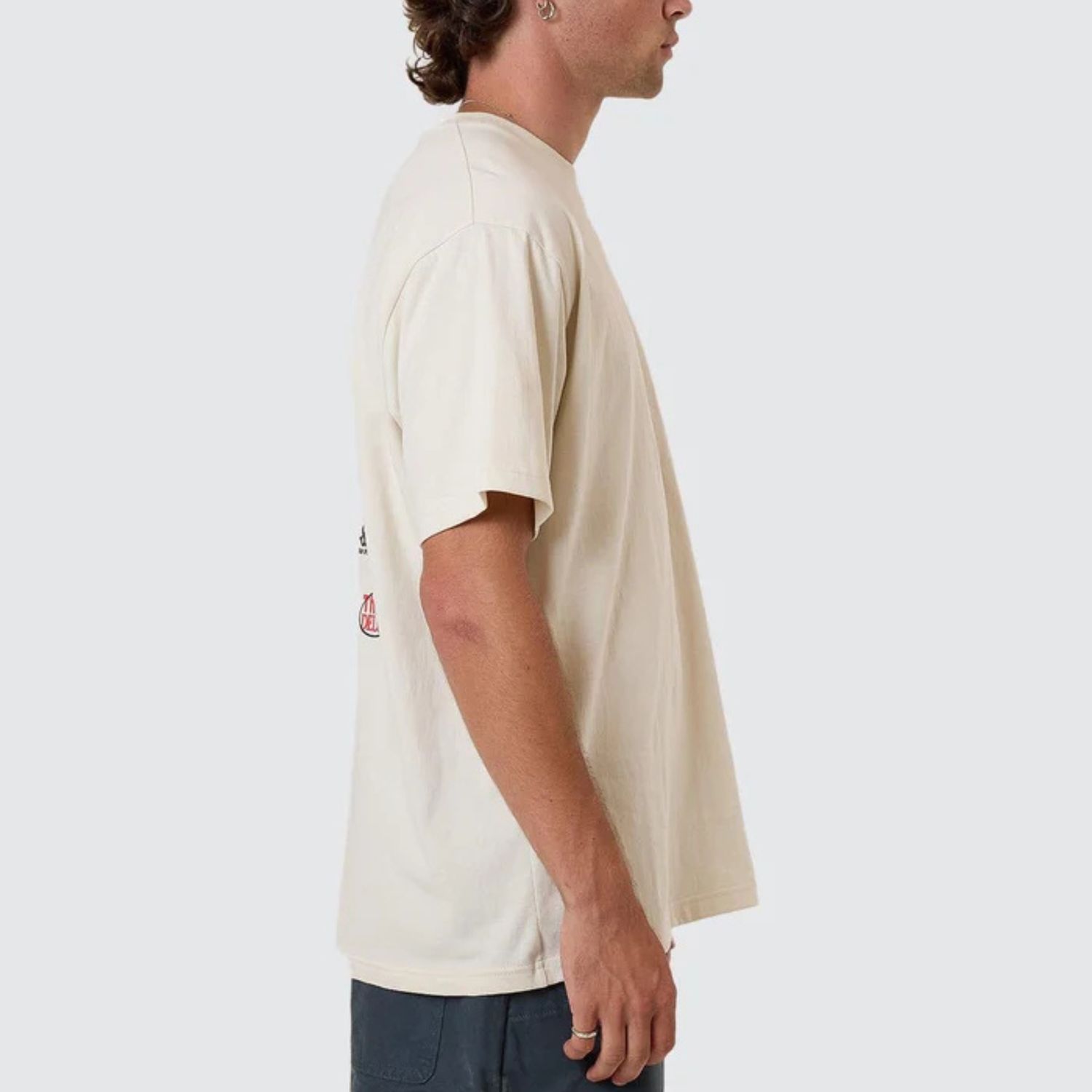 THRILLS MENS 1ST GRADE SERVICE MERCH FIT SS TEE - HERITAGE WHITE