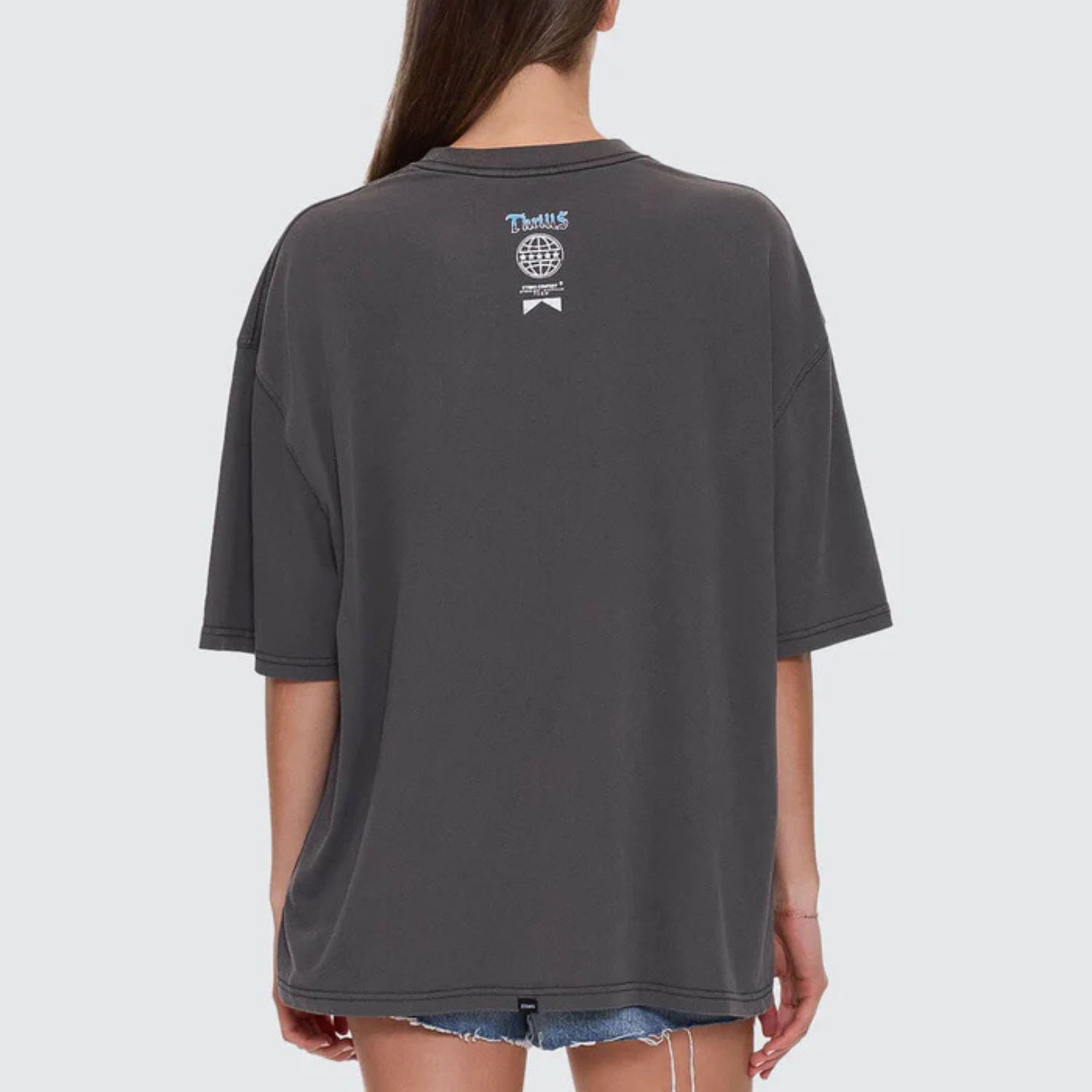 THRILLS LADIES RUN FOR THE HILLS OVERSIZED TEE- MERCH BLACK