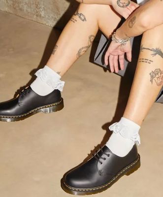 FOOTWEAR