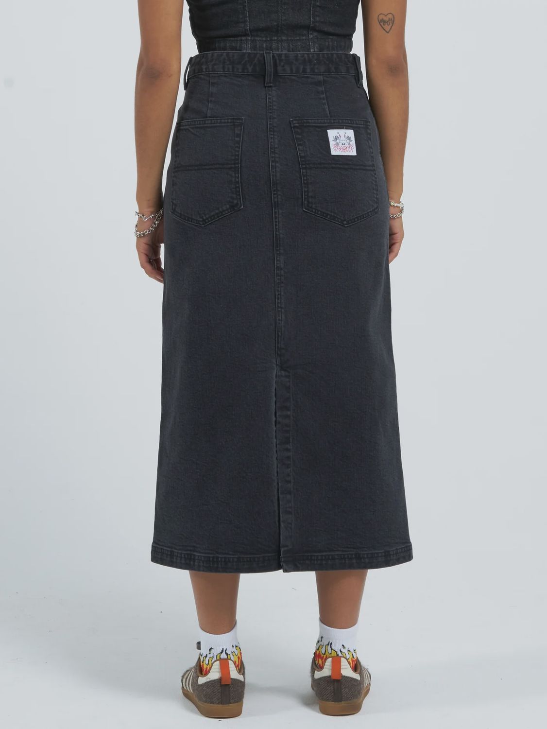 WORSHIP LADIES MYSTERIES DENIM MAXI SKIRT- USED BLACK