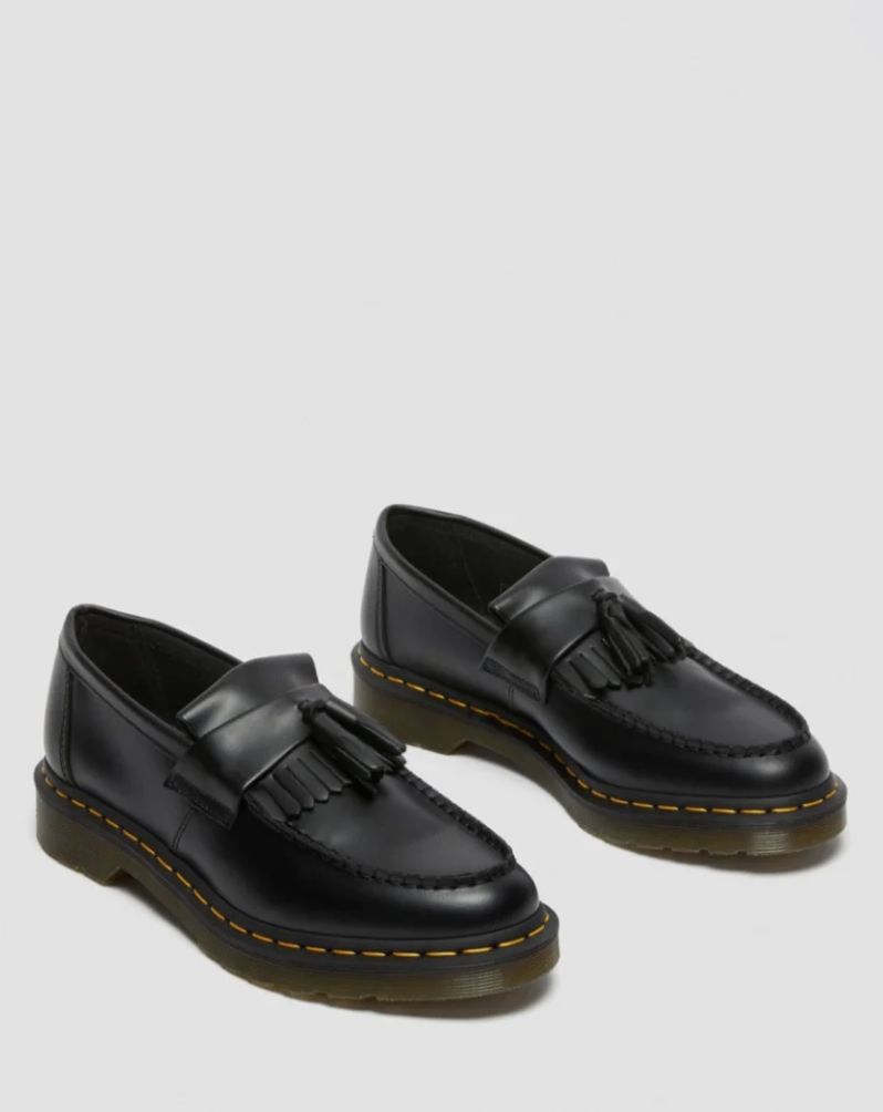 DR MARTENS ADRIAN YS TASSLE LOAFER- BLACK SMOOTH