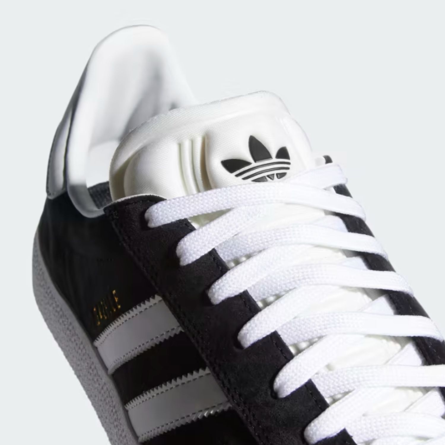 ADIDAS GAZELLE UNISEX SHOE - BLACK/WHITE/GOLD METALLIC