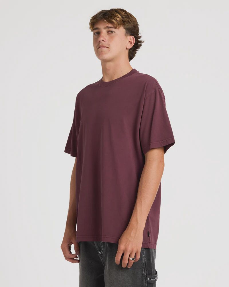 BILLABONG MENS PREMIUM WAVE WASH S/S TEE - PORT