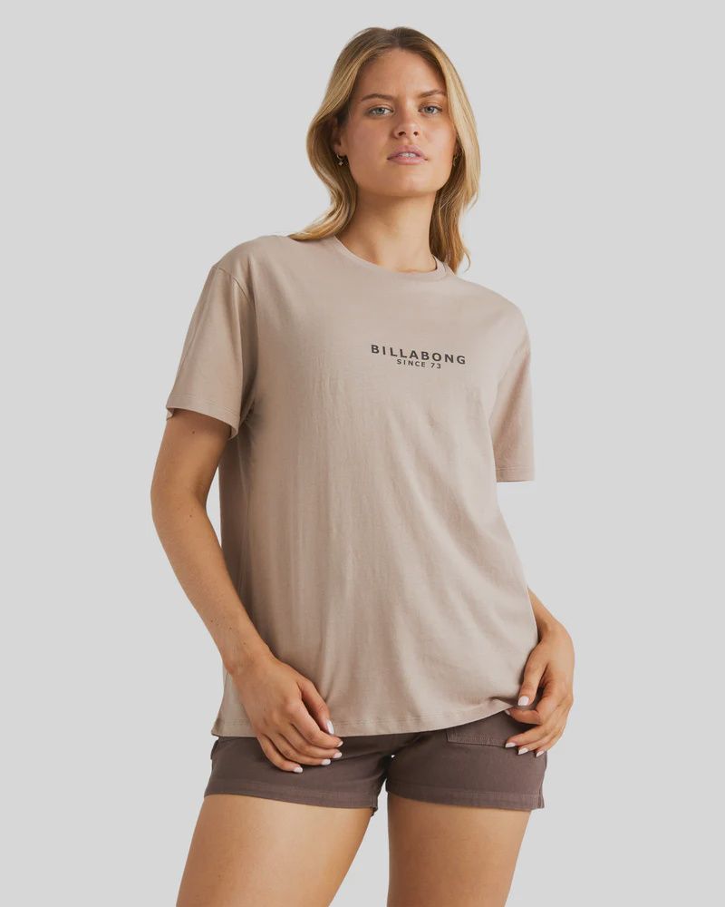 BILLABONG LADIES EMERALD ISLAND S/S TEE - COBBLESTONE