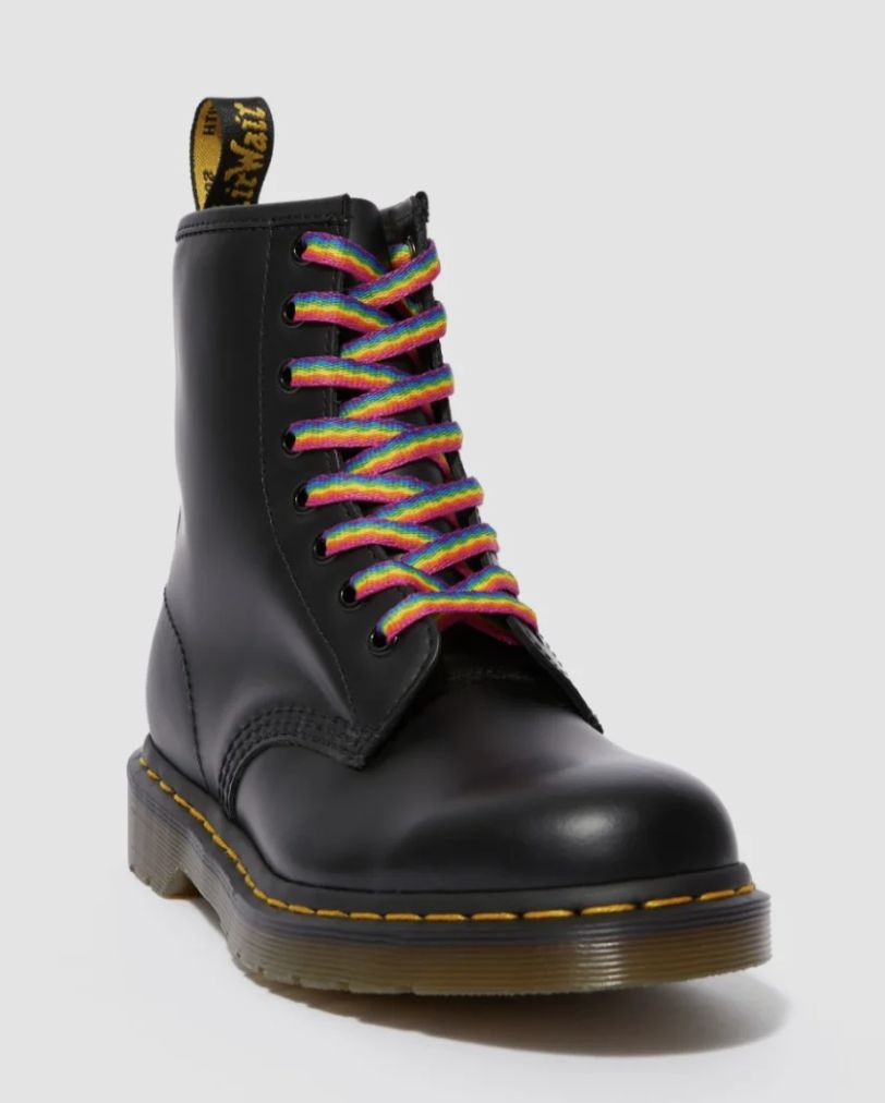 DR MARTENS 8-10 EYE LACE RAINBOW FLAT 140CM