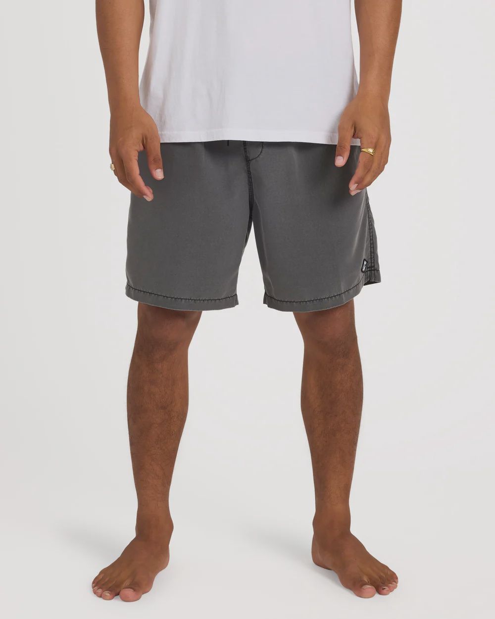 BILLABONG MENS ALL DAY OVERDYED LAYBACK SHORT - BLACK