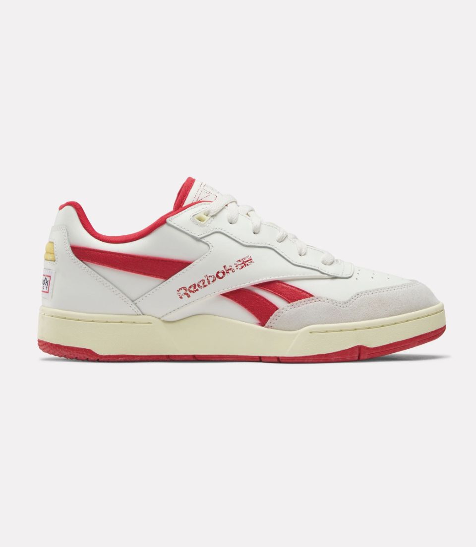 REEBOK UNISEX BB 4000 II SHOE - CHALK/WTHRD WHITE/VECTOR RED