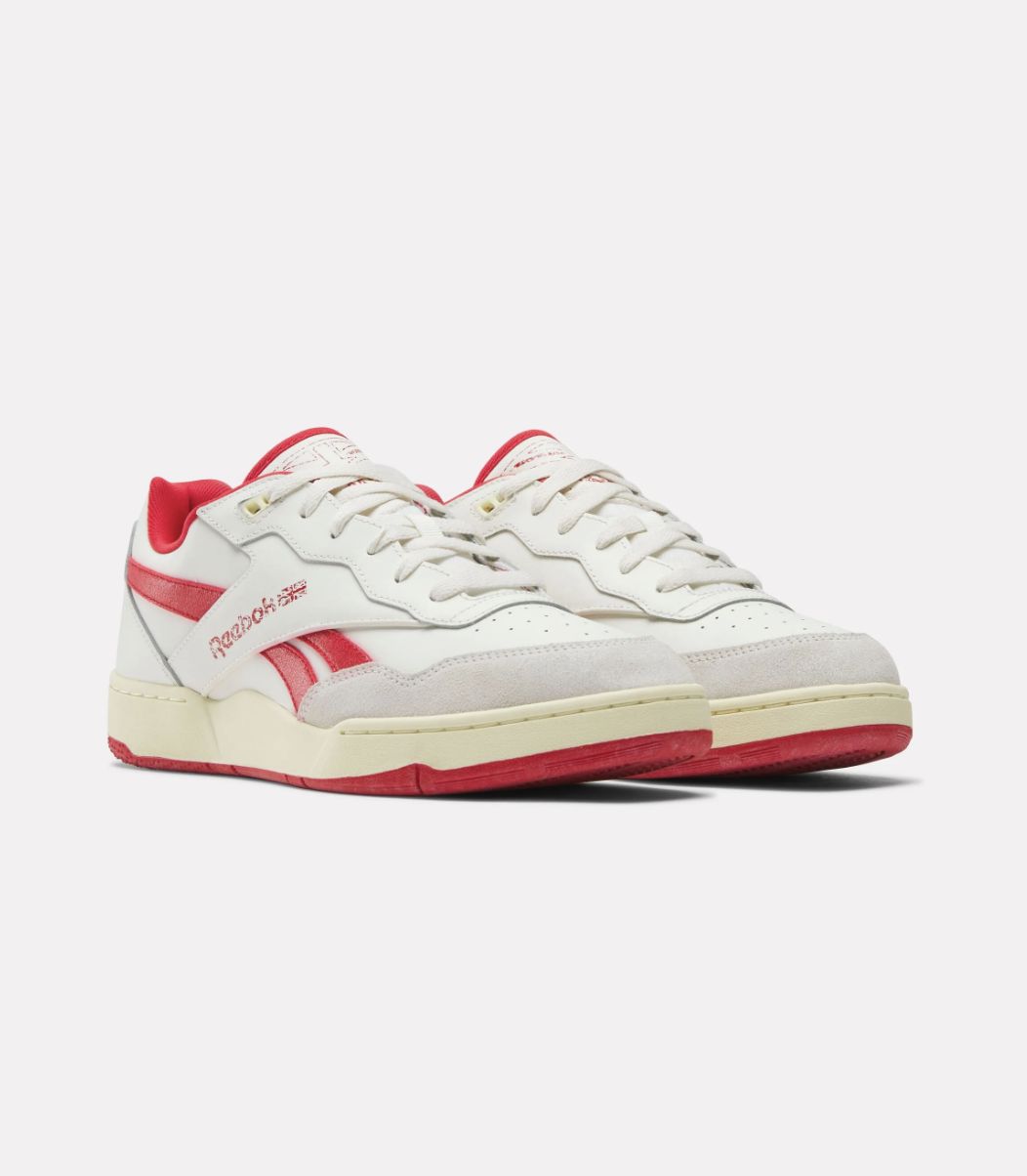 REEBOK UNISEX BB 4000 II SHOE - CHALK/WTHRD WHITE/VECTOR RED