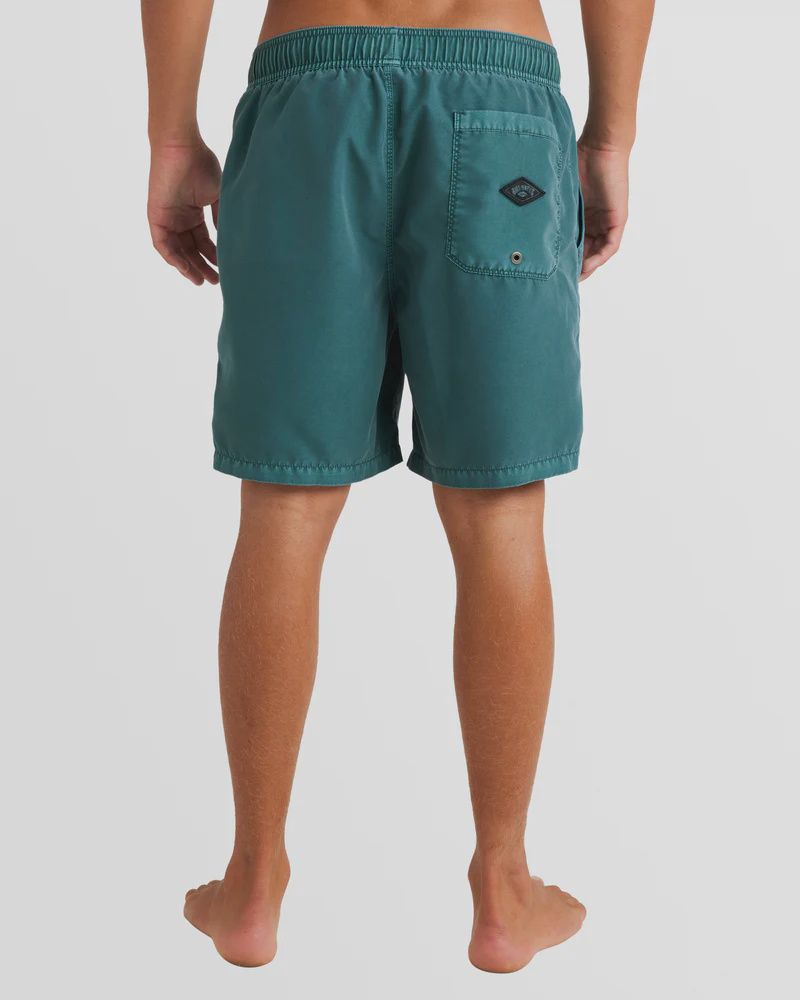 BILLABONG MENS ALL DAY OVERDYED LAYBACK SHORT - MARINE GREEN