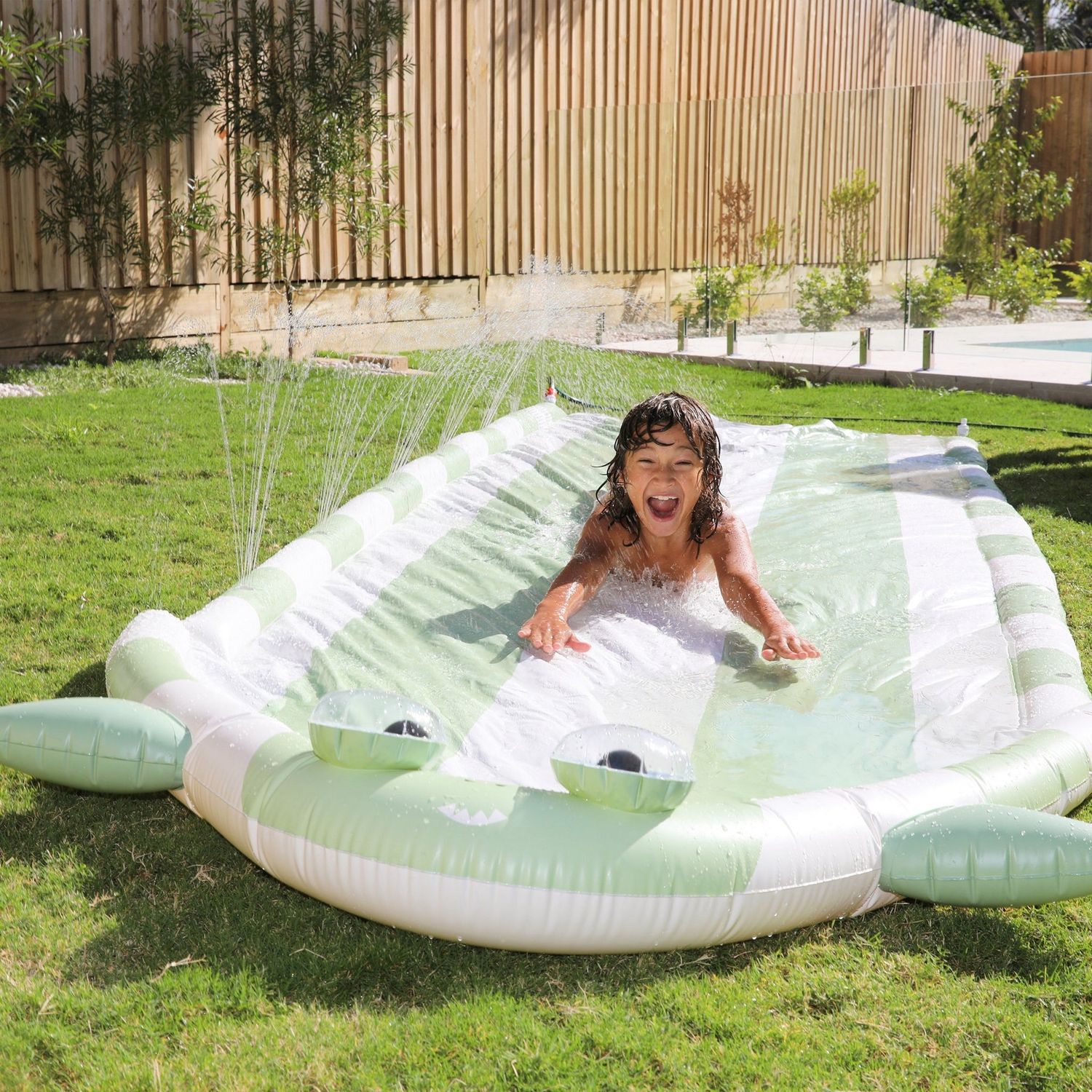 SUNNYLIFE Slip and Slide Shark Tribe - KHAKI
