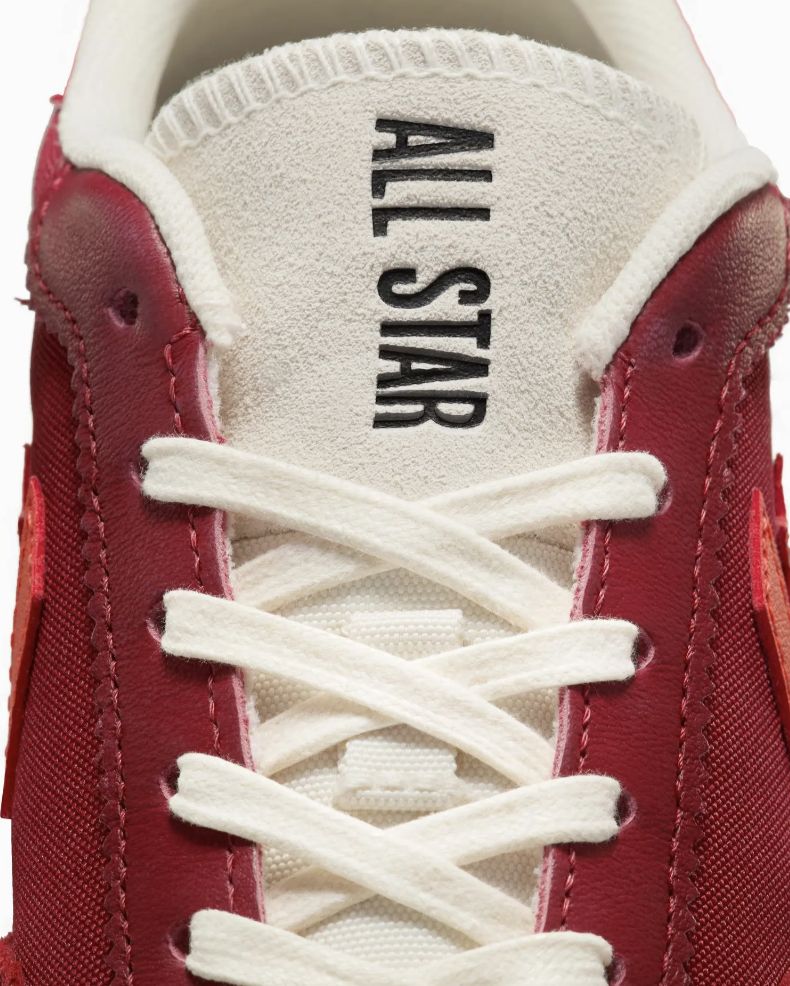 CONVERSE UNISEX RUN STAR TRAINER LOW - PARK RED/VERMILLION RED/EGRET