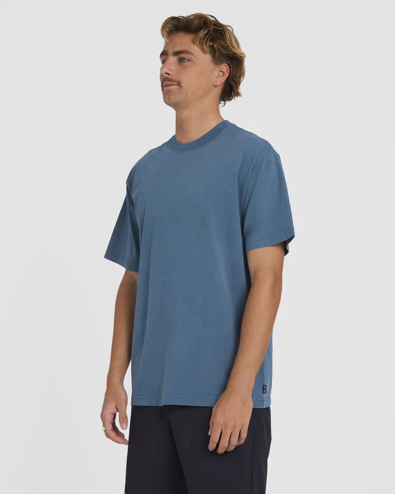 BILLABONG MENS PREMIUM WAVE WASH SS TEE- NORTH SEA