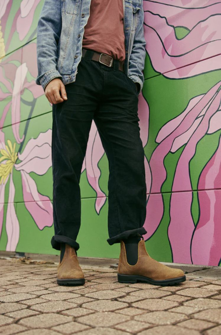 BLUNDSTONE #1911 ELASTIC SIDED SUEDE BOOT- TOBACCO SUEDE