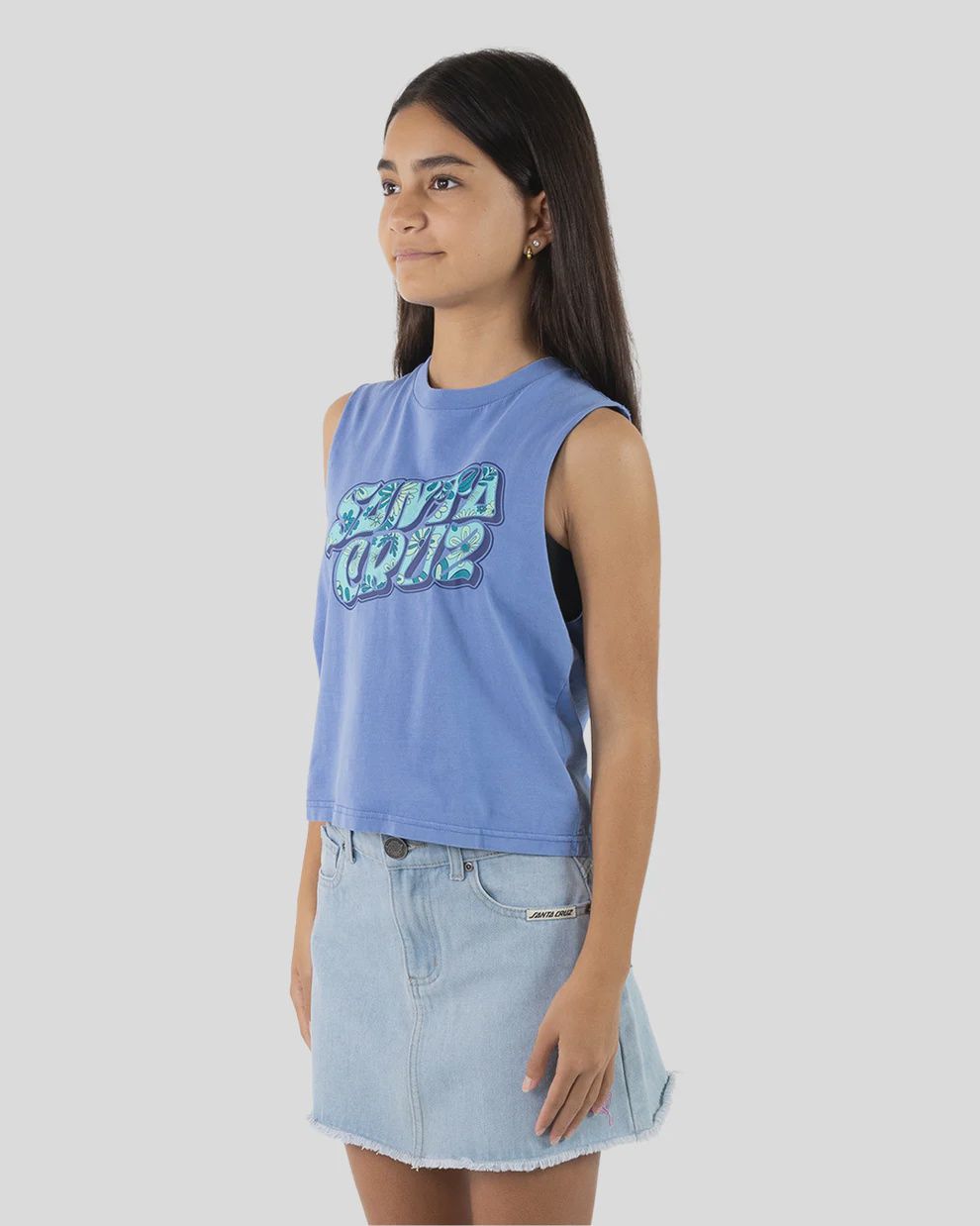 SANTA CRUZ GIRLS VIBES FILL FRONT MUSCLE CROP- BLUE