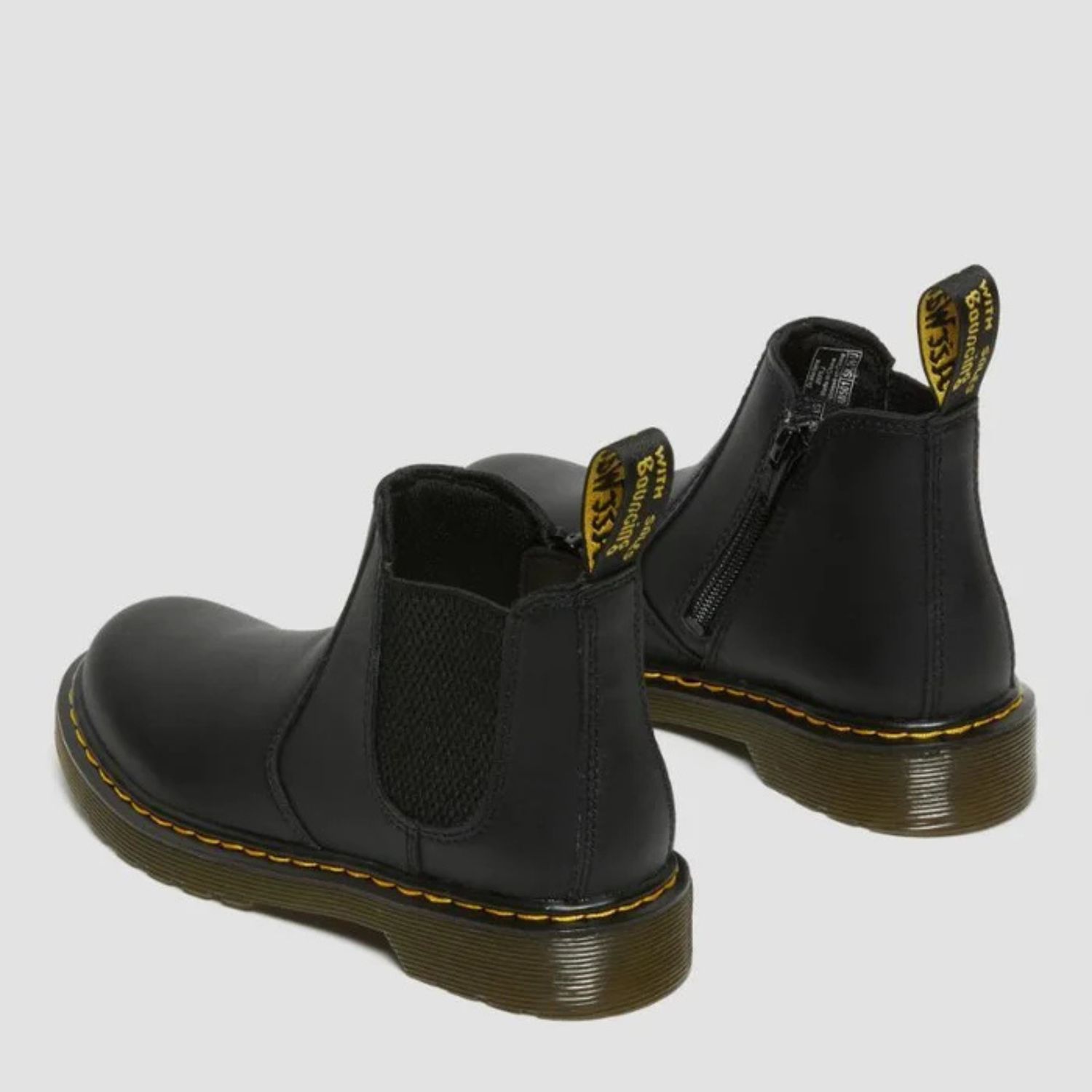 DR MARTENS JUNIOR CHELSEA BOOT - BLACK SOFTY T