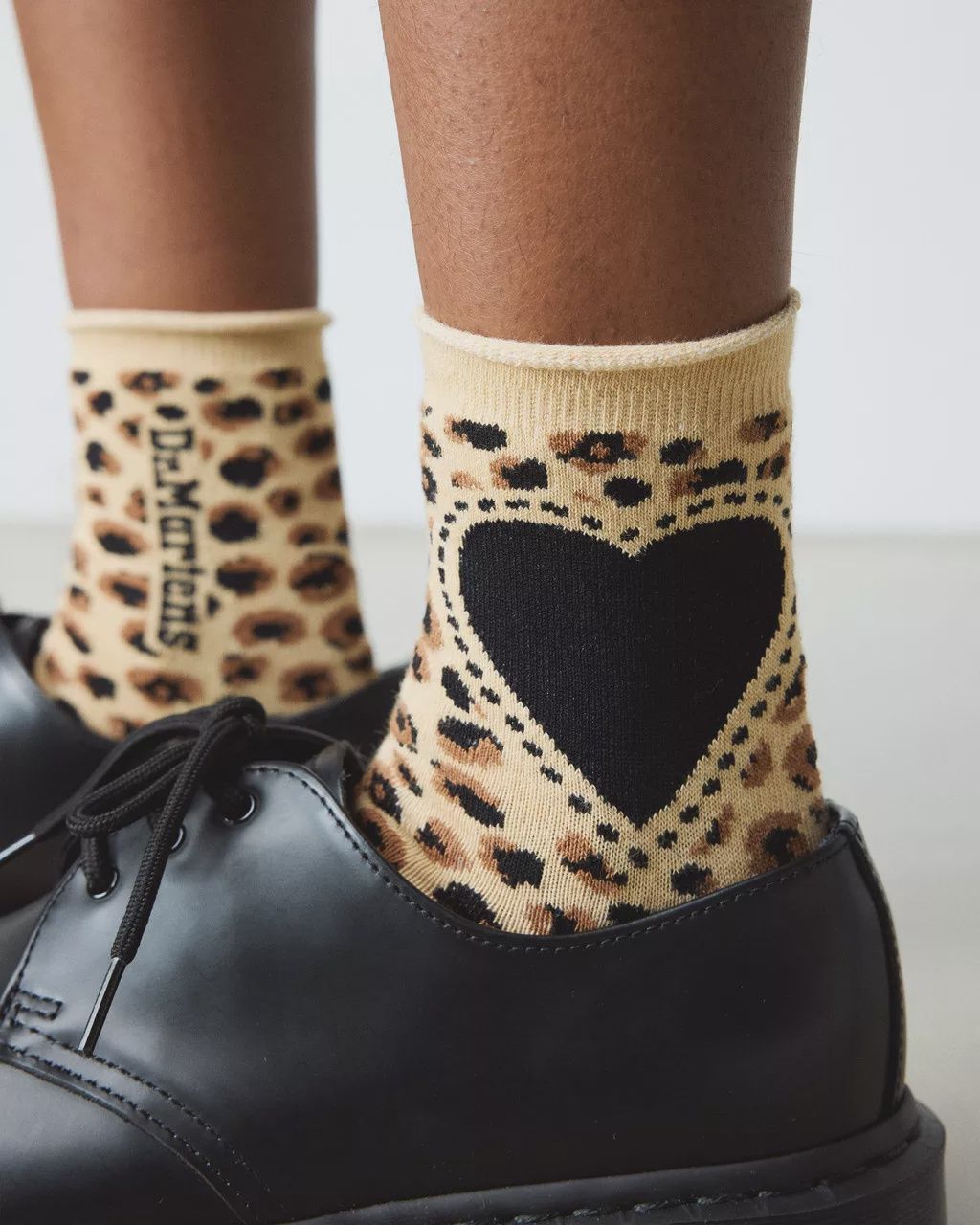 DR MARTENS HEART SOCK - LIGHT TAN LEOPARD ORGANIC