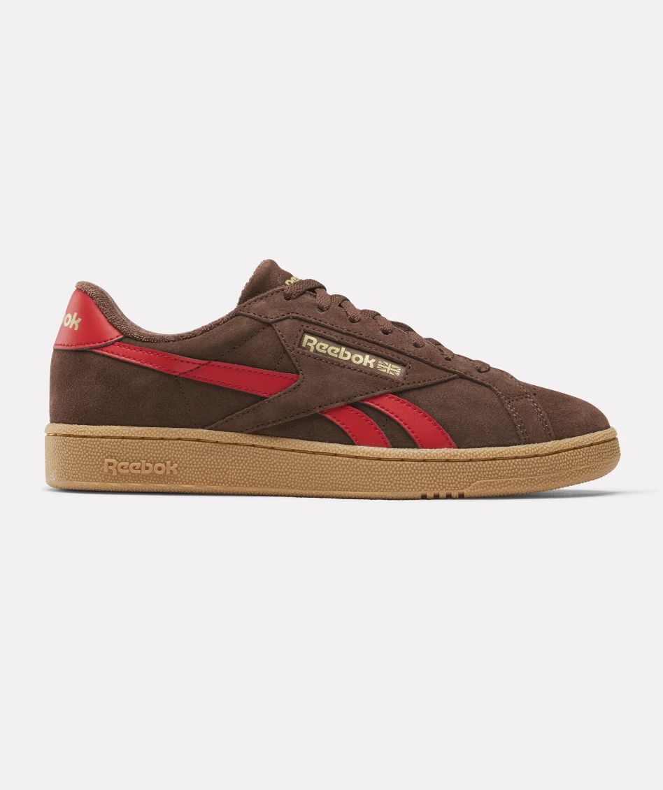 REEBOK UNISEX CLUB C GROUNDS UK SHOE  - CAMPUS BROWN / VECTOR RED / GUM