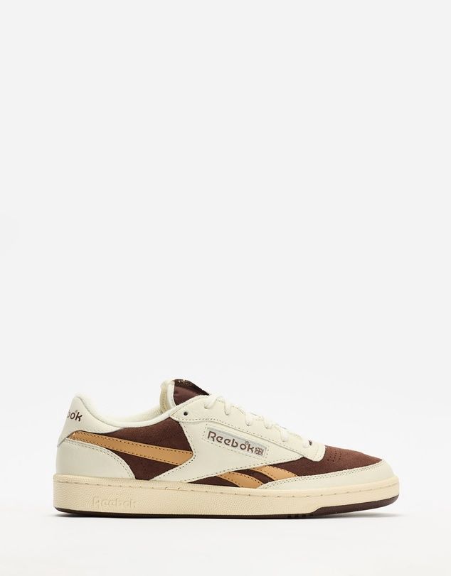 REEBOK UNISEX CLUB C REVENGE VINTAGE II SHOE - VINTAGE CHALK / CAMPUS BROWN / CAMEL