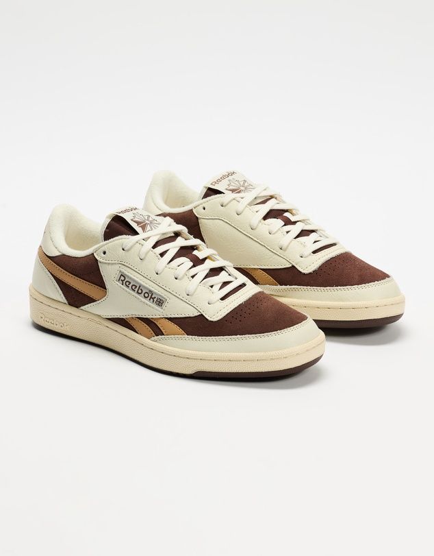 REEBOK UNISEX CLUB C REVENGE VINTAGE II SHOE - VINTAGE CHALK / CAMPUS BROWN / CAMEL