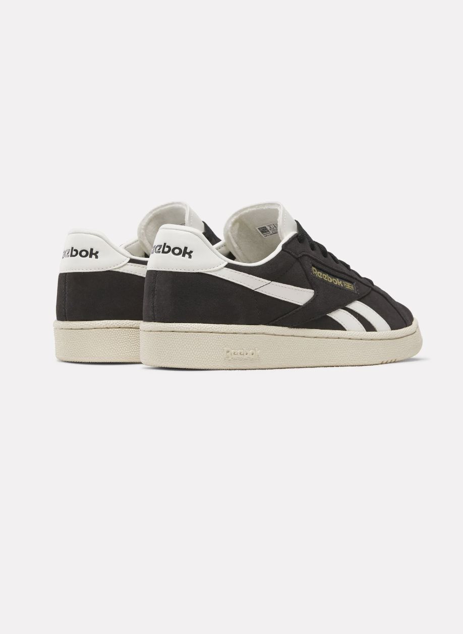 REEBOK UNISEX CLUB C GROUNDS UK SHOE - WASHED BLACK / PAPER WHITE / CHALK