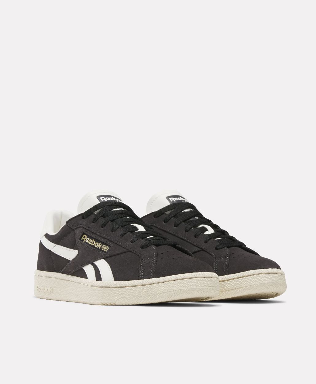 REEBOK UNISEX CLUB C GROUNDS UK SHOE - WASHED BLACK / PAPER WHITE / CHALK