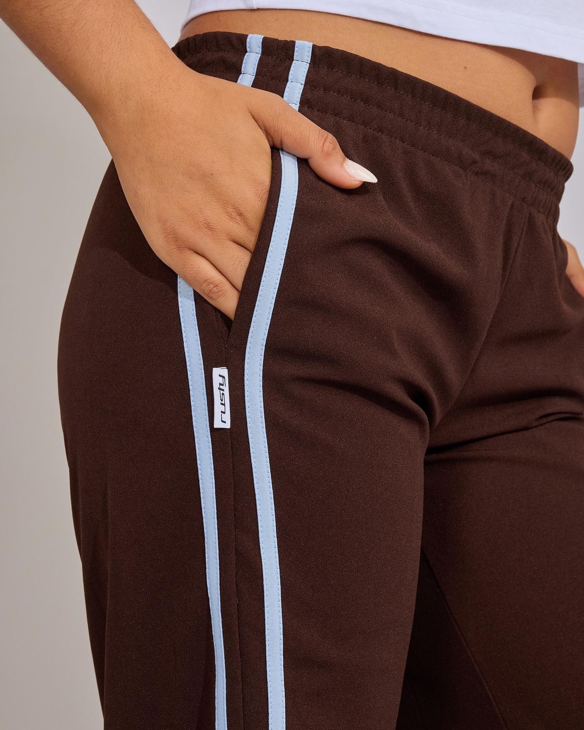 RUSTY WOMENS BRONSON LOW RISE TRACKPANT - JAVA