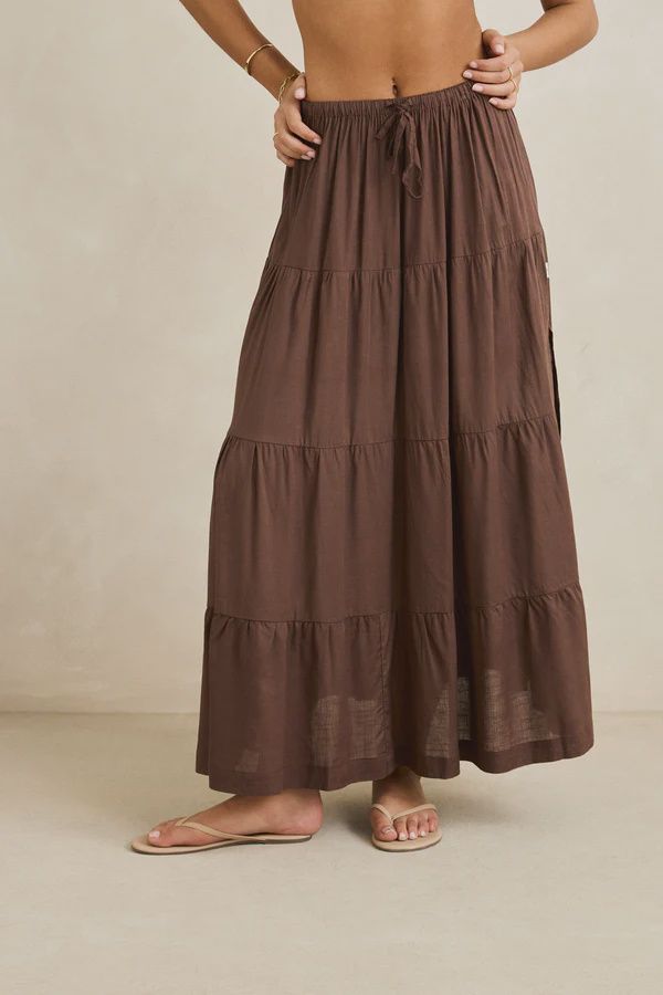 RHYTHM WOMENS CLASSIC TIERED MAXI SKIRT - CHOCOLATE