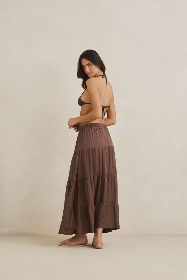 RHYTHM WOMENS CLASSIC TIERED MAXI SKIRT - CHOCOLATE