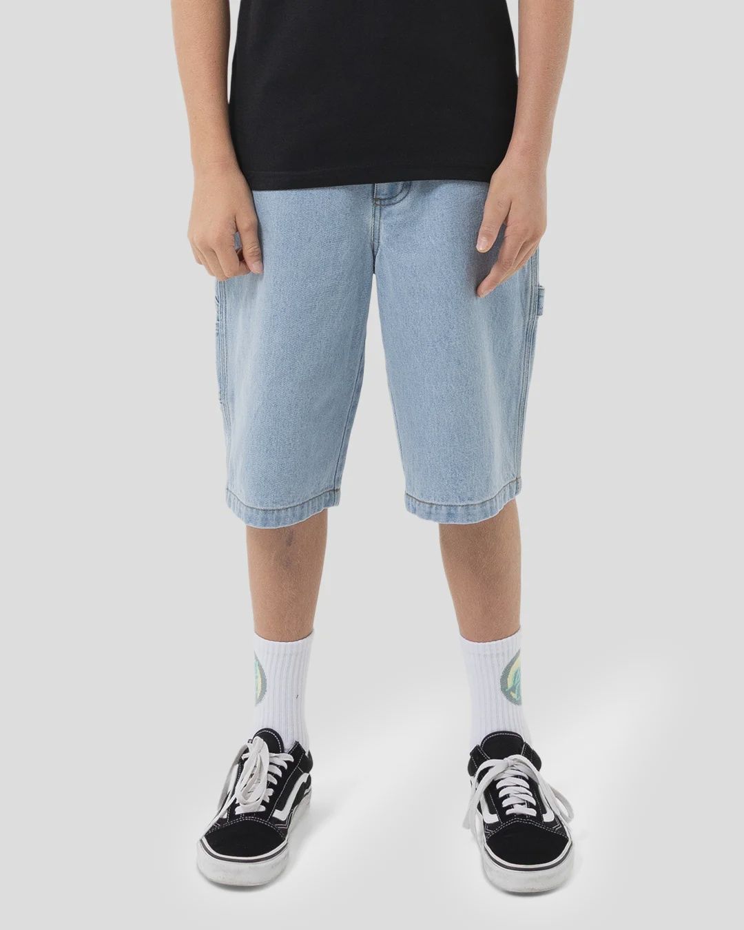 SANTA CRUZ BOYS CLASSIC DOT CARPENTER JEAN SHORT - LIGHT WASHED INDIGO