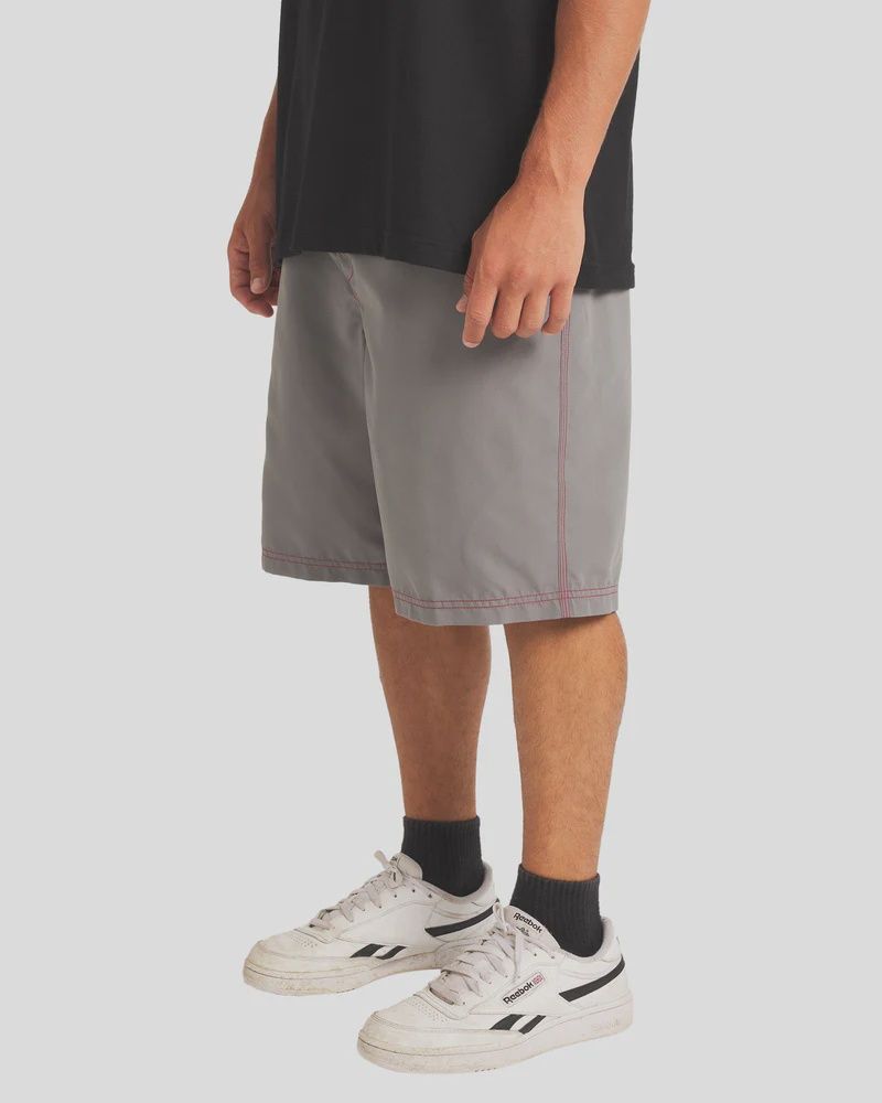 BILLABONG MENS THROW ON BOARDSHORT - PEWTER