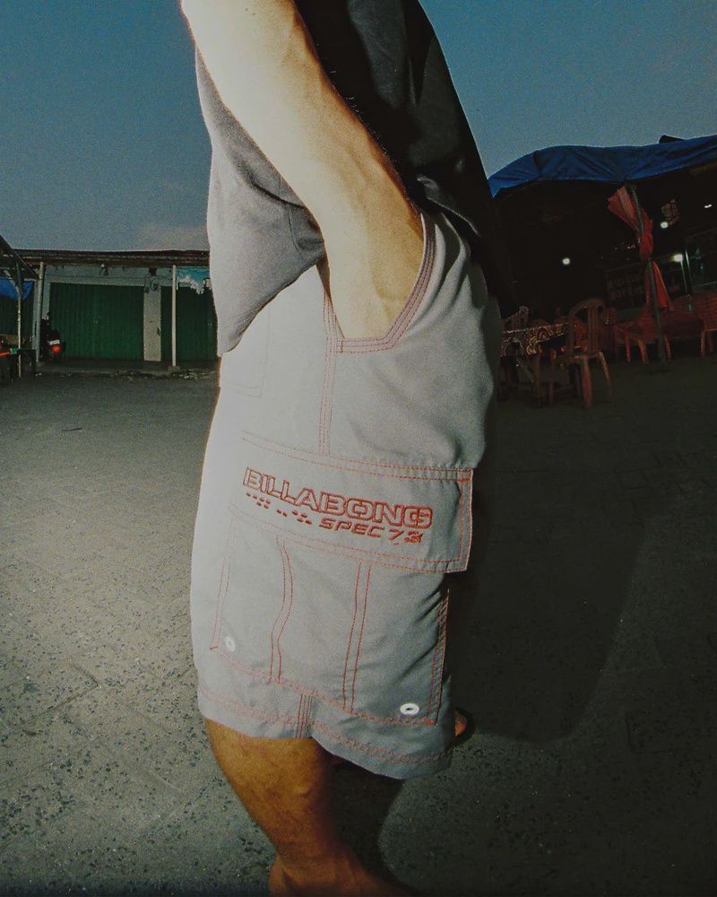 BILLABONG MENS THROW ON BOARDSHORT - PEWTER
