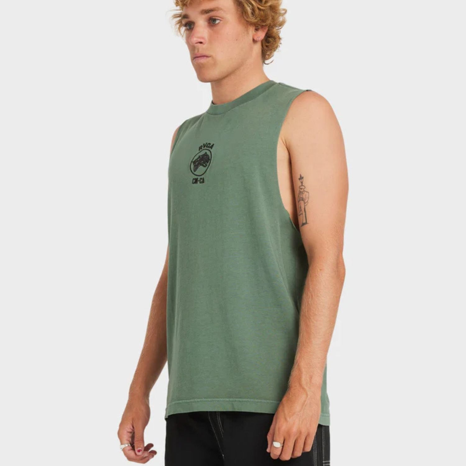 RVCA MENS  SKY CAT MUSCLE - BALSAM GREEN