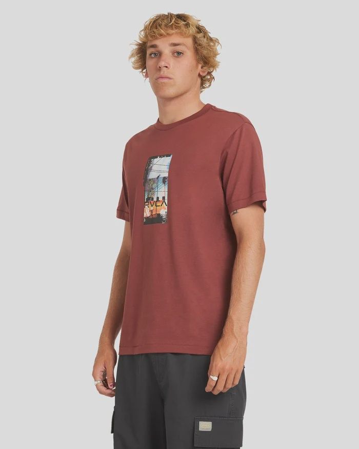 RVCA MENS  TRIPTYCH SS TEE - RED EARTH