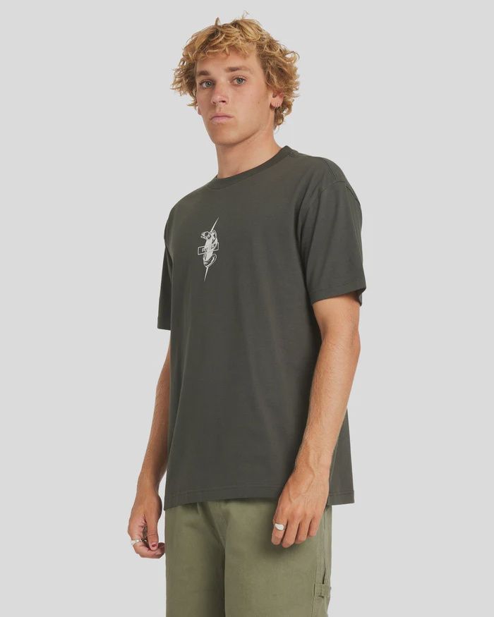 RVCA MENS  HAWAII SQUADRON SS TEE - PIRATE BLACK